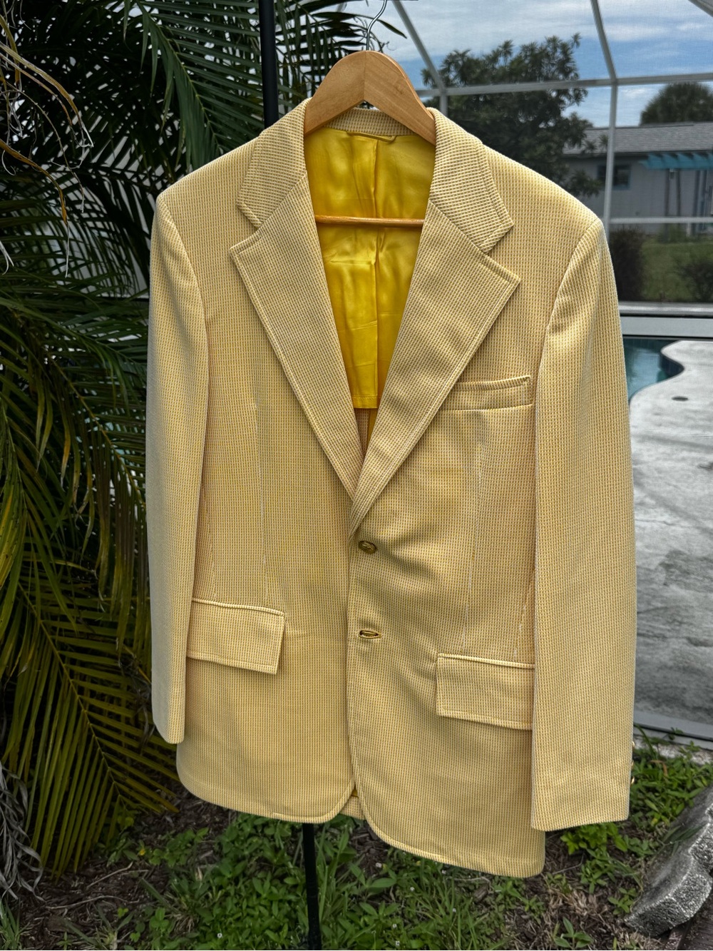 Vintage 70s Izod, Ltd. Blazer in yellow